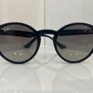 Gafas Ray-Ban Sol. Modelo RB2180 601/11