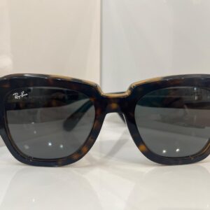 Gafas Ray-Ban Sol. Modelo RB2186 STATE STREET